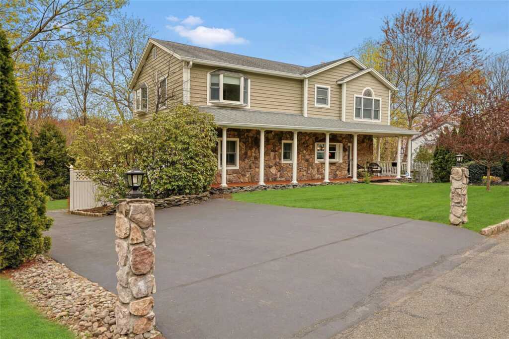 182 Magnolia Street, Pearl River, NY 10965 - Photo 40 of 42