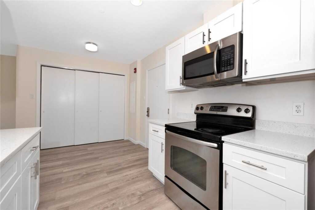 68 Lake Street, Unit #401, White Plains, NY 10603 - Photo 10 of 23