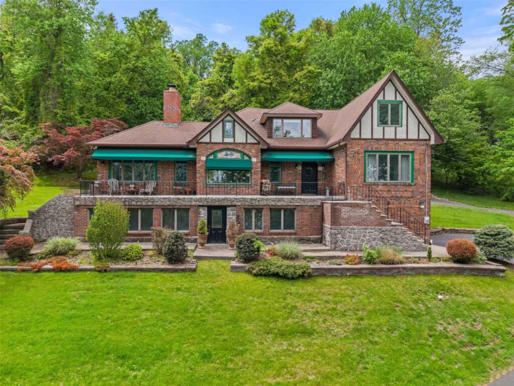 1104 Route 9W, Nyack, NY 10960