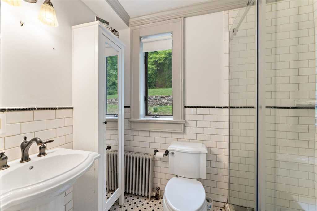1104 Route 9W, Nyack, NY 10960 - Photo 22 of 39