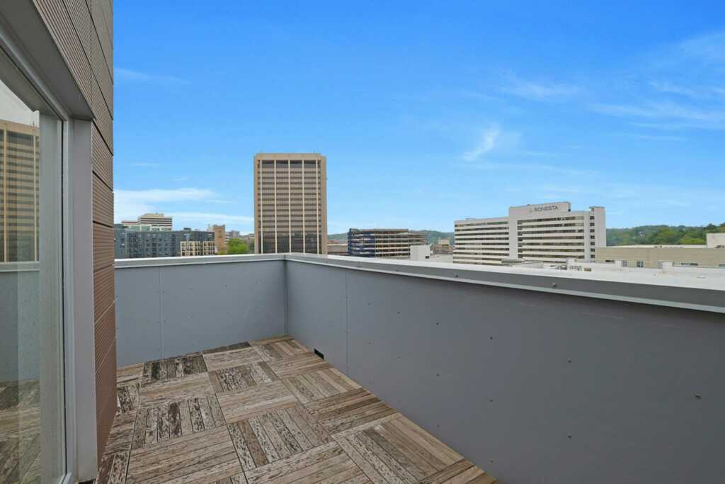 1 Dekalb Avenue, Unit #PH1, White Plains, NY 10605 - Photo 23 of 23