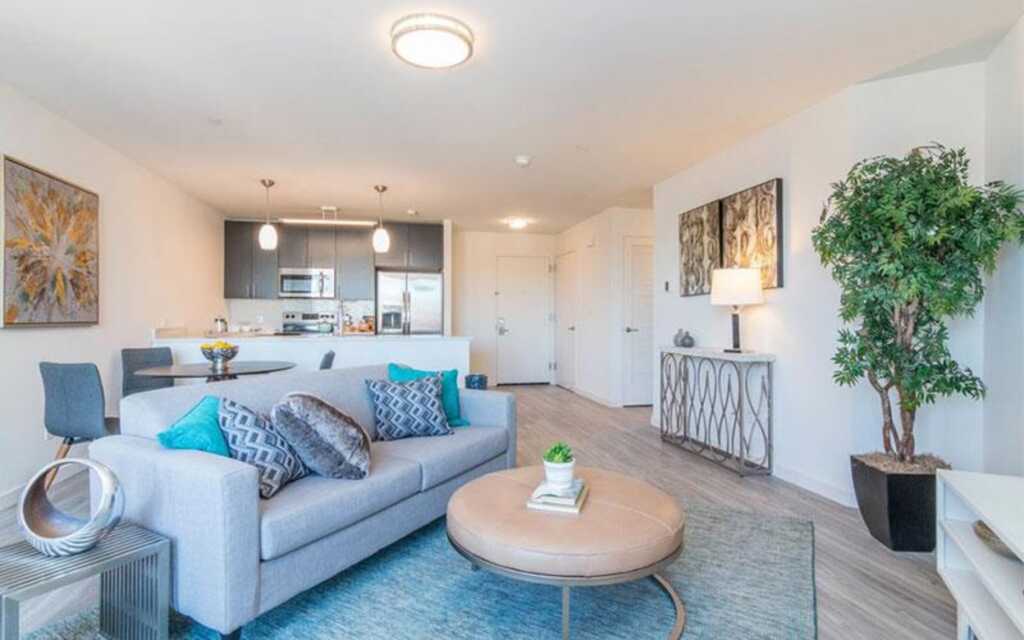 1 Dekalb Avenue, Unit #PH1, White Plains, NY 10605 - Photo 3 of 17