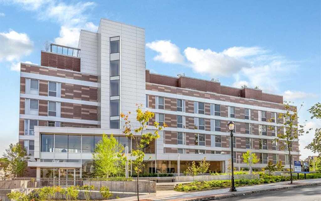 1 Dekalb Avenue, Unit #PH1, White Plains, NY 10605 - Photo 5 of 17