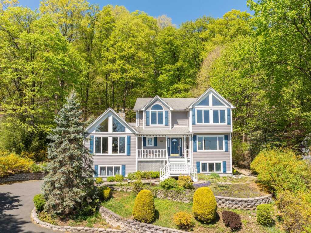 235 South Boulevard, Nyack, NY 10960 - Photo 1 of 36