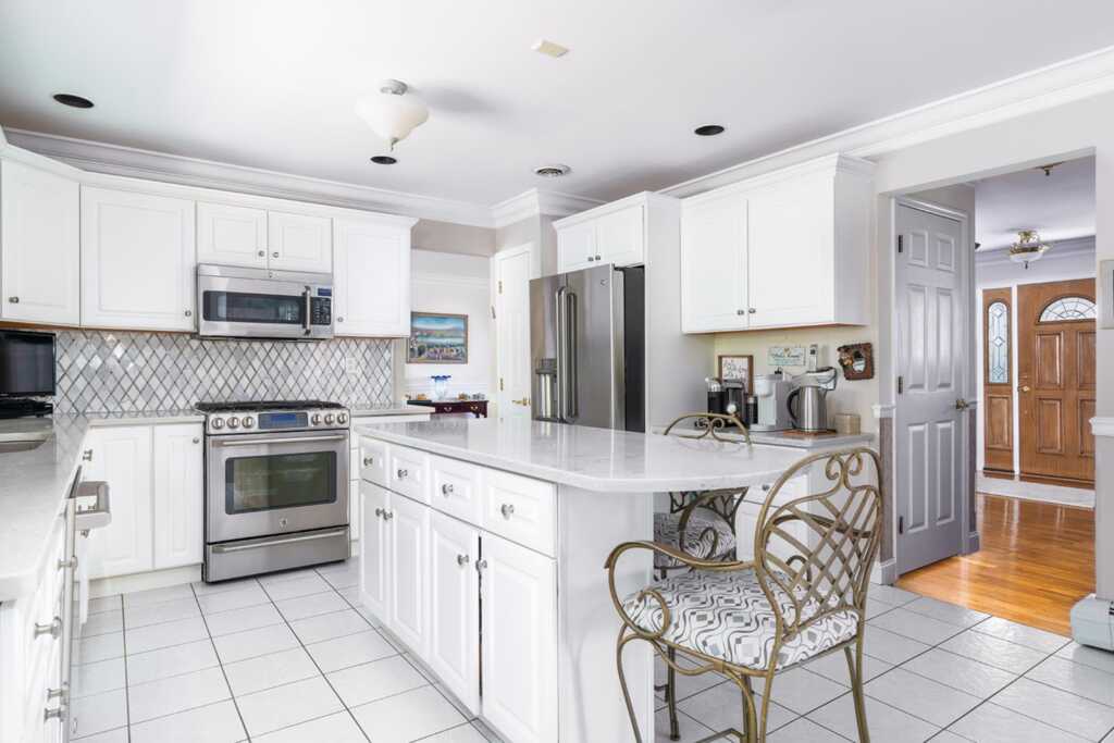 235 South Boulevard, Nyack, NY 10960 - Photo 14 of 36