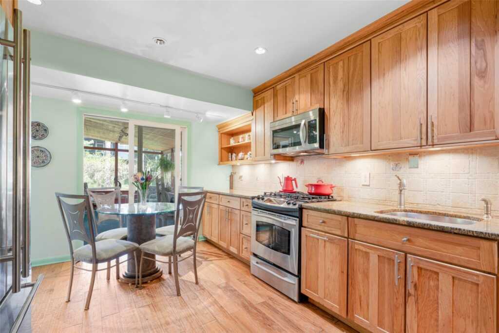 5 Carlton Lane, Rye, NY 10573 - Photo 11 of 33