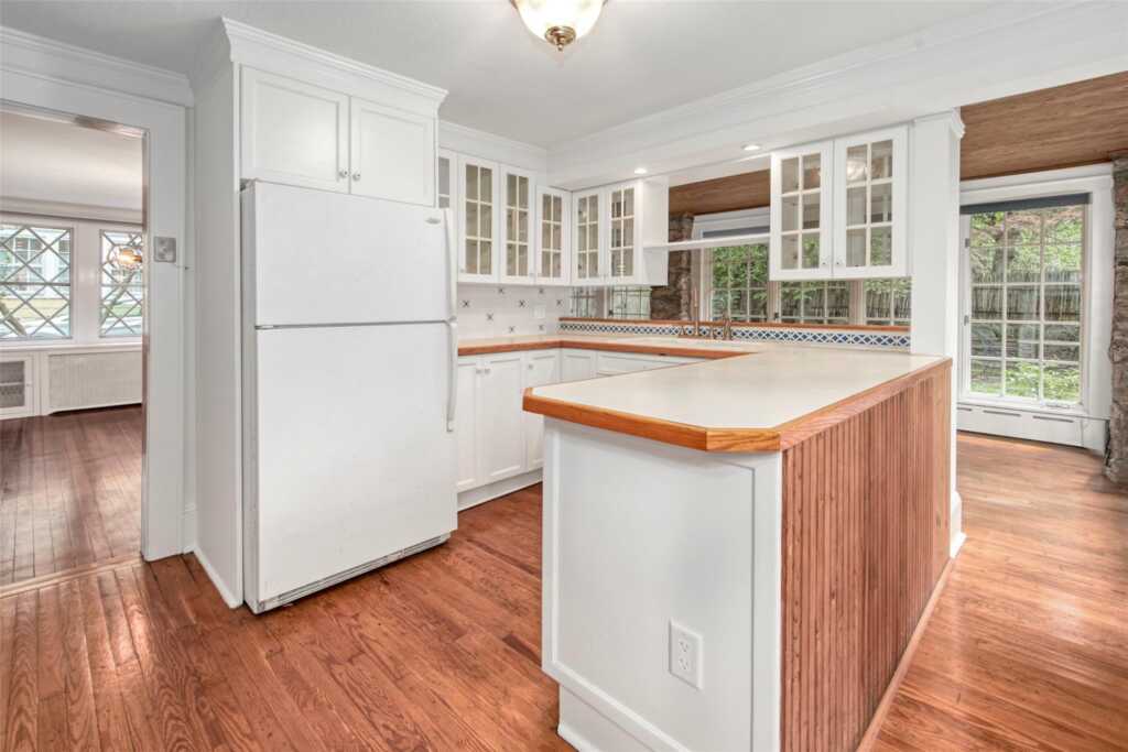 306 Oakland Beach Avenue, Rye, NY 10580 - Photo 16 of 25