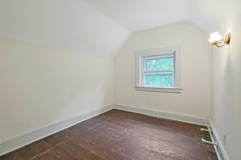67 Bon Air Avenue, New Rochelle, NY 10804 - Photo 19 of 31