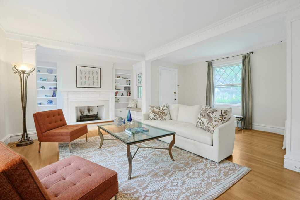 67 Bon Air Avenue, New Rochelle, NY 10804 - Photo 2 of 31