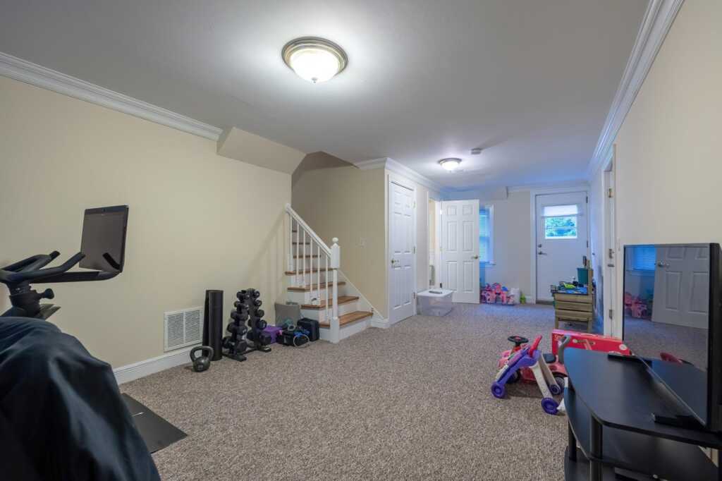 11 Latonia Road, Rye, NY 10573 - Photo 22 of 40