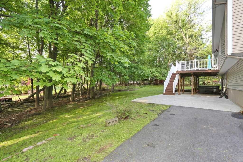 25 Augur Road, Suffern, NY 10901 - Photo 32 of 40