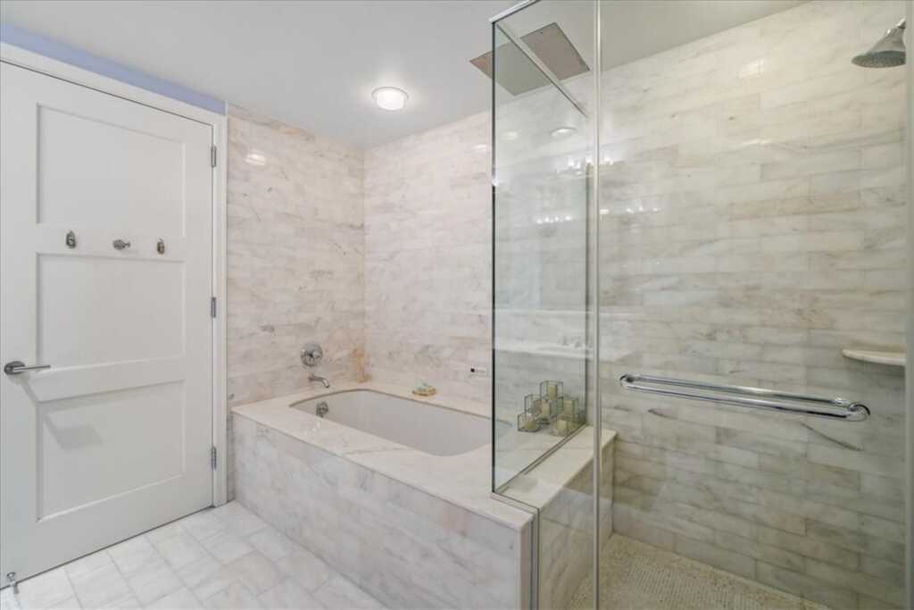 5 Renaissance Square, Unit #28G, White Plains, NY 10601 - Photo 24 of 33