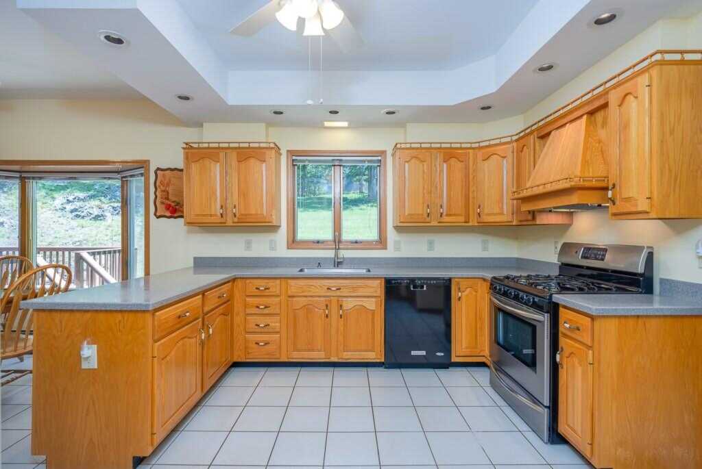 253 Main Street, Stony Point, NY 10980 - Photo 8 of 25