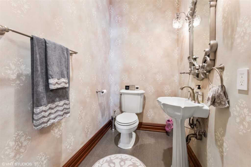 658 Haverstraw Road, Suffern, NY 10901 - Photo 21 of 46