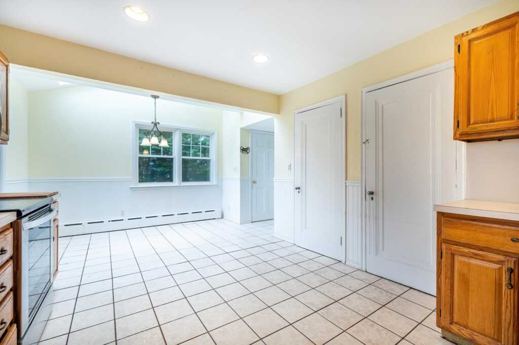 545 Ridgeway, White Plains, NY 10605 - Photo 12 of 35