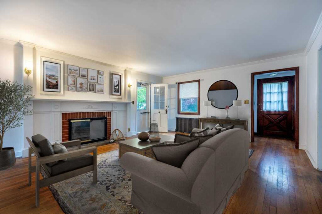 545 Ridgeway, White Plains, NY 10605 - Photo 3 of 35