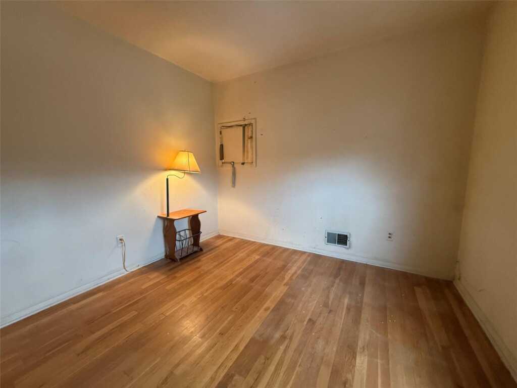 6 Van Dyke Avenue, Suffern, NY 10901 - Photo 24 of 40