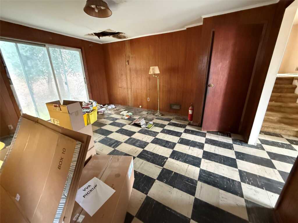 6 Van Dyke Avenue, Suffern, NY 10901 - Photo 6 of 40