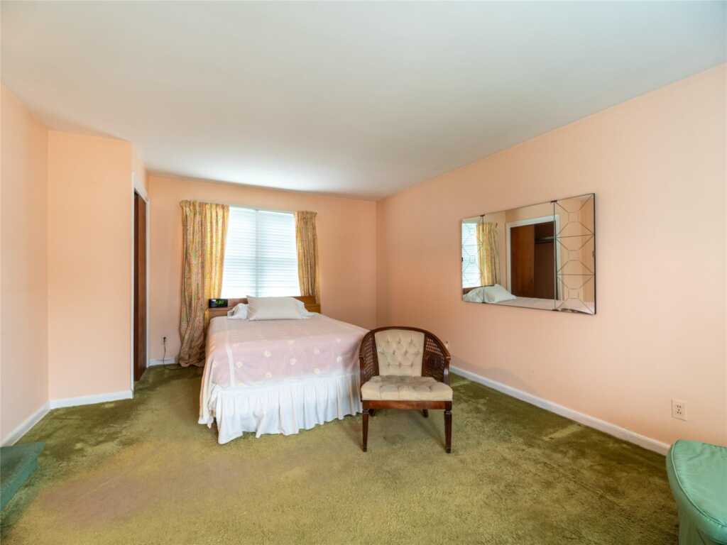 95 Robert Avenue, Rye, NY 10573 - Photo 11 of 19