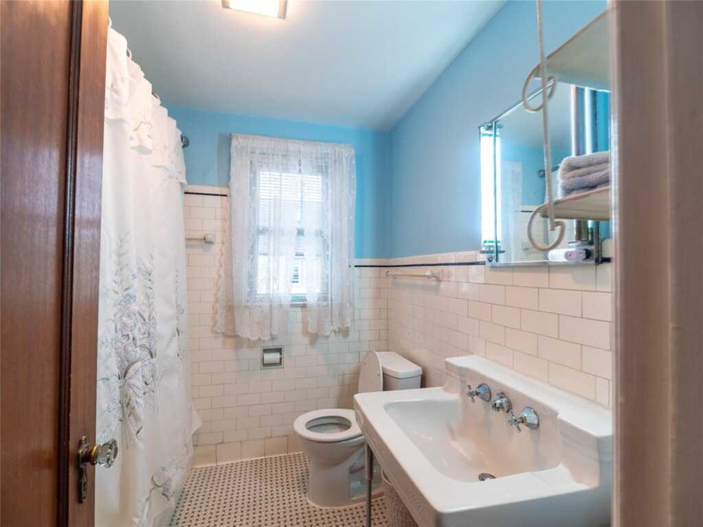 95 Robert Avenue, Rye, NY 10573 - Photo 16 of 19