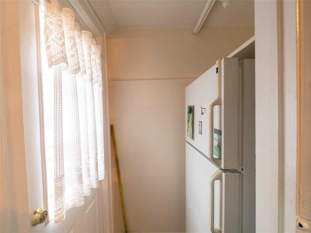 95 Robert Avenue, Rye, NY 10573 - Photo 8 of 19
