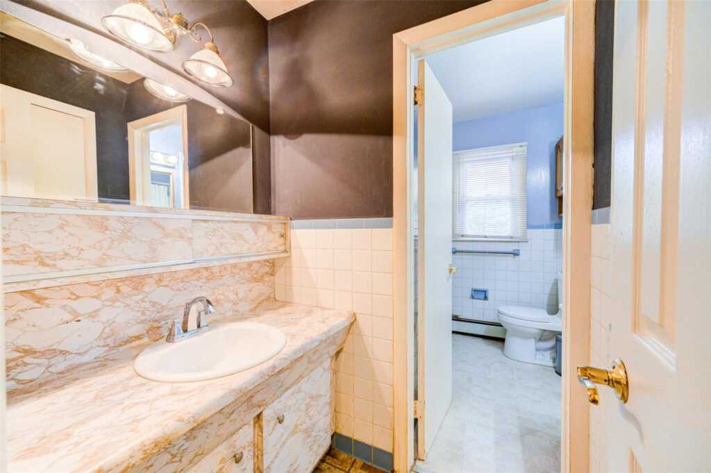 56 Branchville Road, Valley Cottage, NY 10989 - Photo 13 of 33