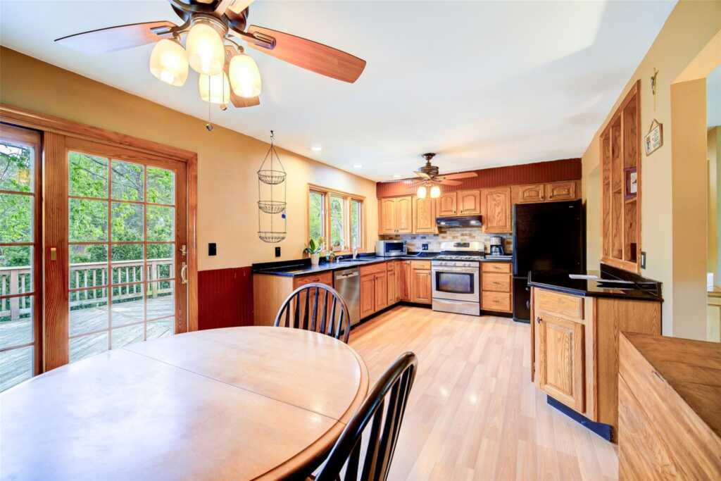 56 Branchville Road, Valley Cottage, NY 10989 - Photo 8 of 33