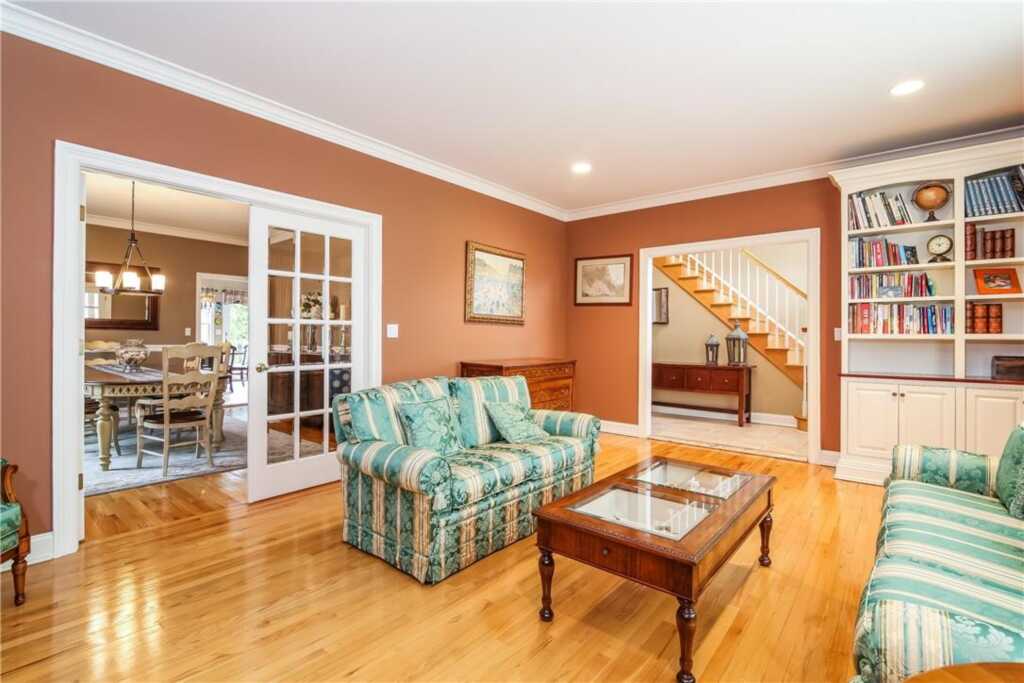 423 English Place, Unit #LEFT SIDE, Rye, NY 10543 - Photo 11 of 26