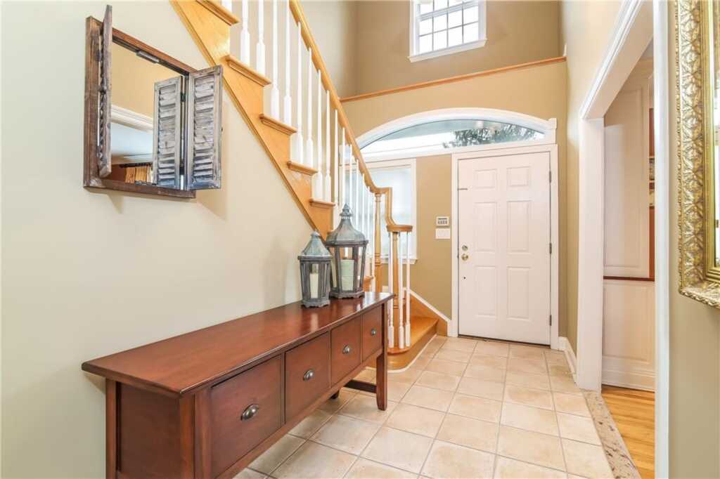 423 English Place, Unit #LEFT SIDE, Rye, NY 10543 - Photo 2 of 26