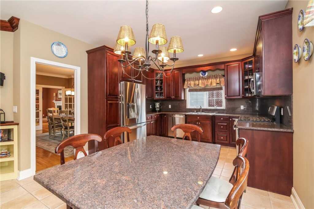 423 English Place, Unit #LEFT SIDE, Rye, NY 10543 - Photo 6 of 26