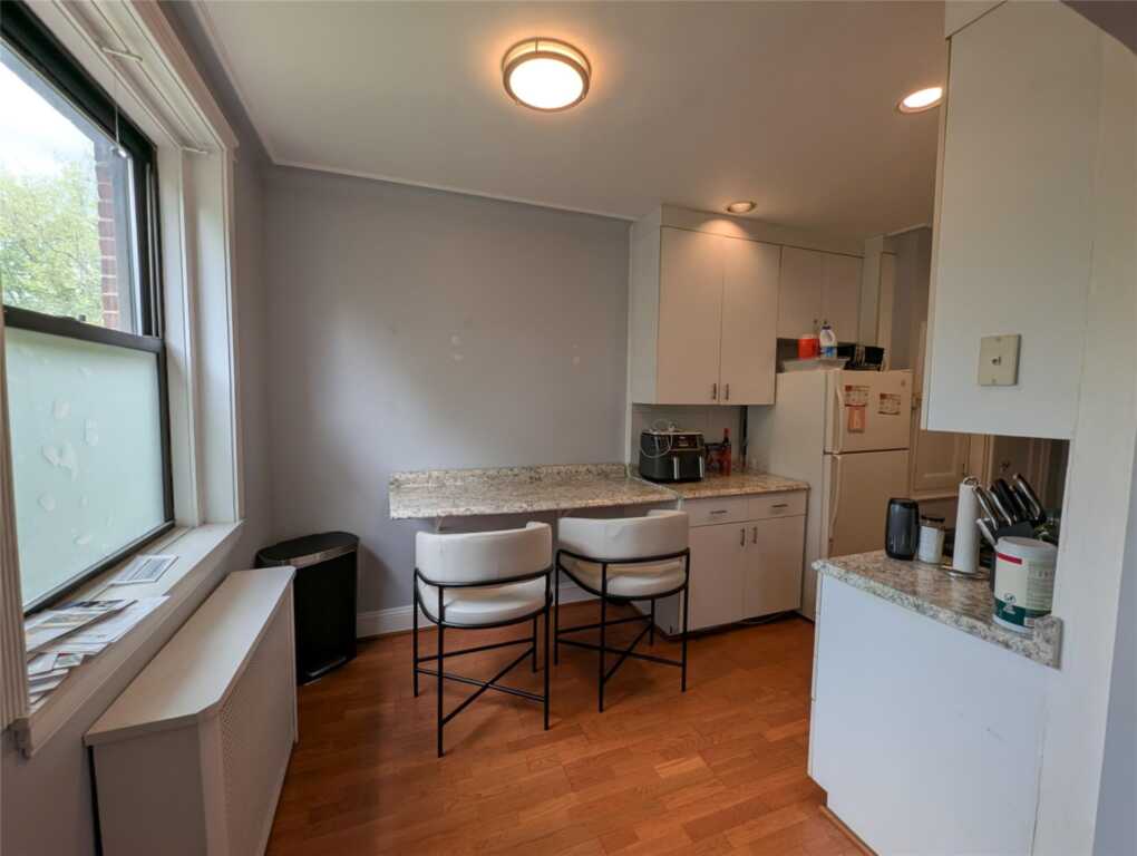 11 Greenridge Avenue, Unit #D5, White Plains, NY 10605 - Photo 5 of 11