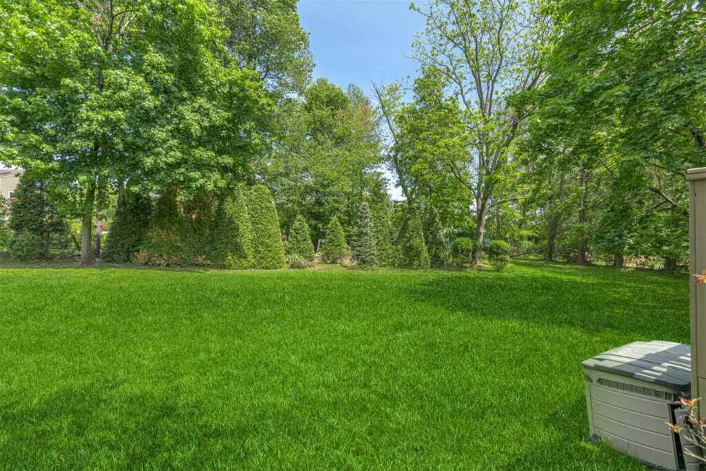 8 Ferndale Road, New City, NY 10956 - Photo 21 of 23