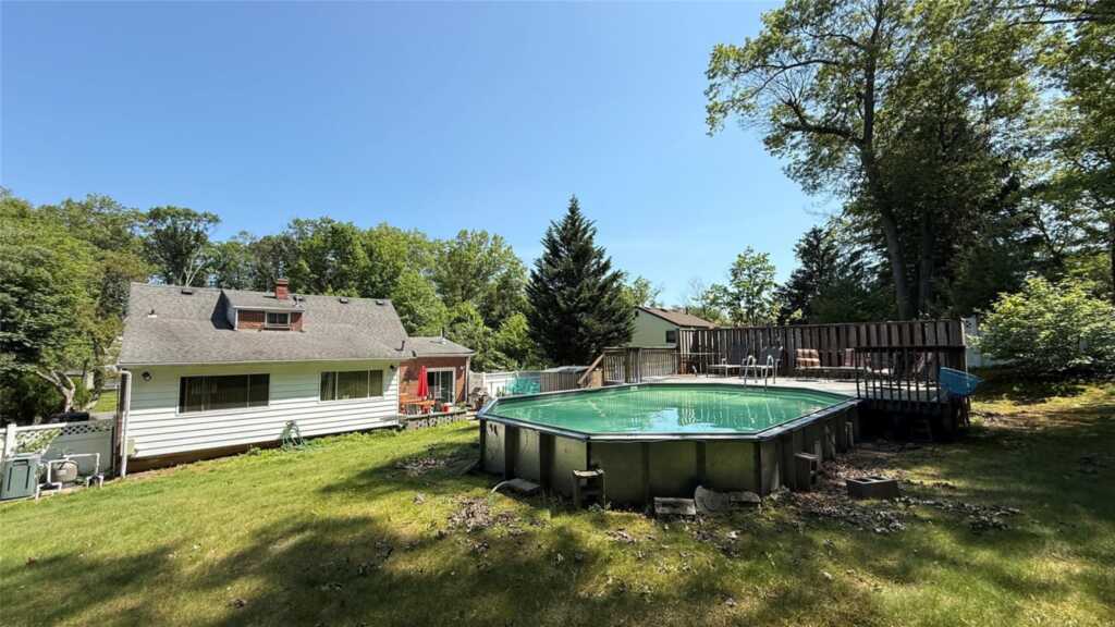8 Windmill Lane, New City, NY 10956
