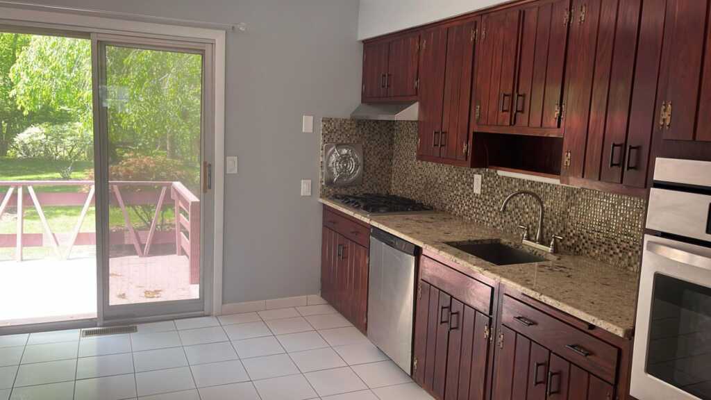 56 Capral Lane, New City, NY 10956 - Photo 4 of 23