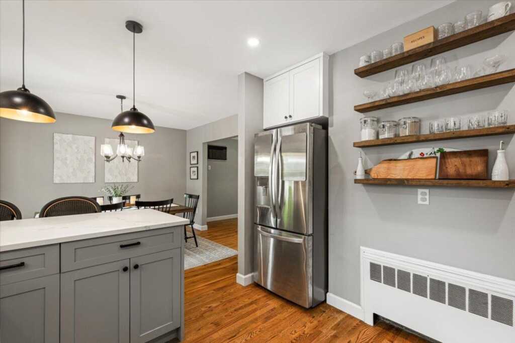 81 Sterling Avenue, White Plains, NY 10606 - Photo 11 of 29