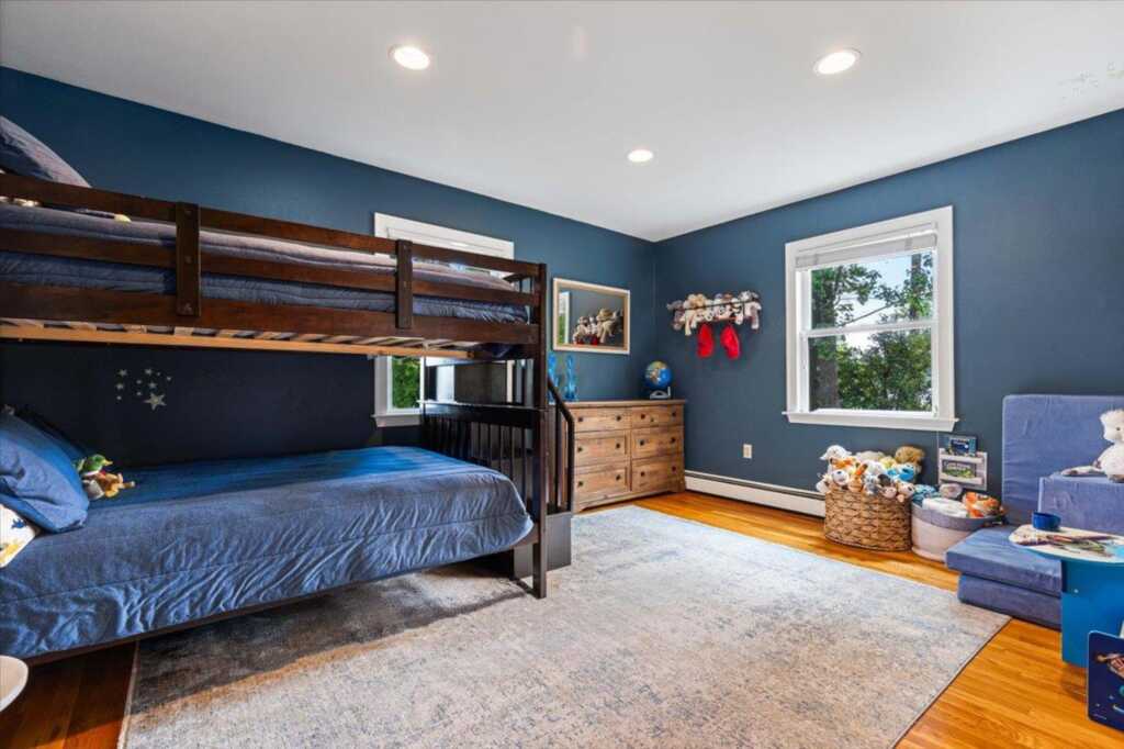 81 Sterling Avenue, White Plains, NY 10606 - Photo 15 of 29