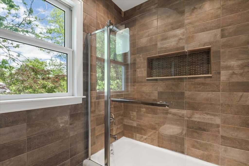 81 Sterling Avenue, White Plains, NY 10606 - Photo 19 of 29