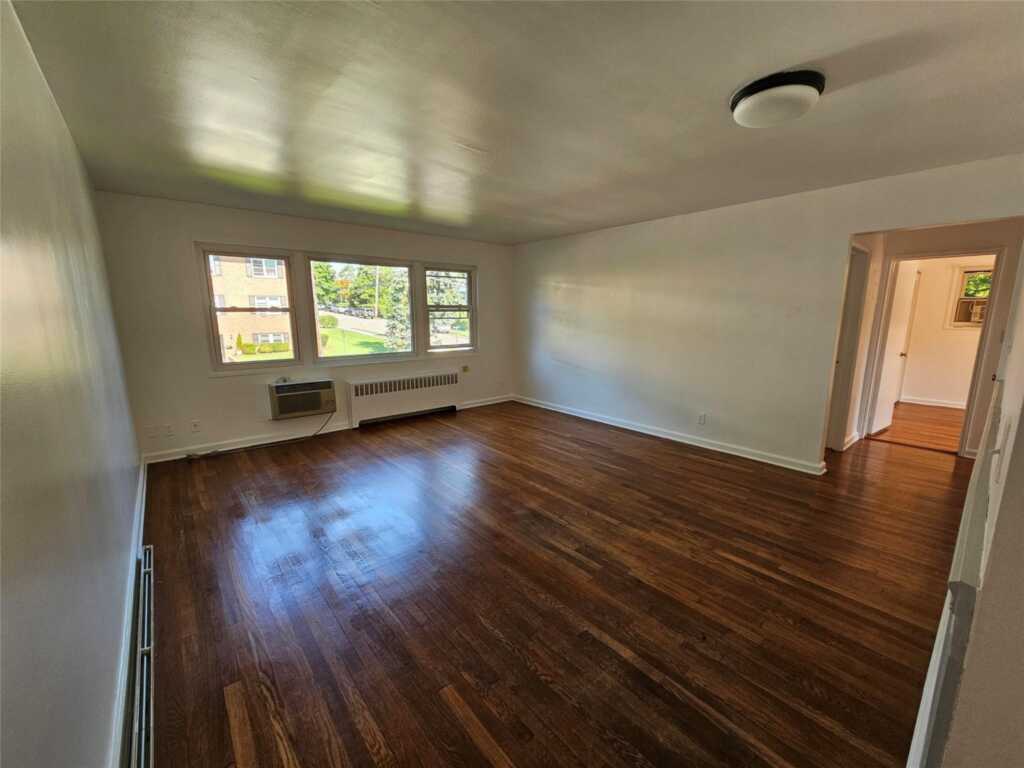 2 Walnut Street, Unit #A1, Rye, NY 10580 - Photo 2 of 8