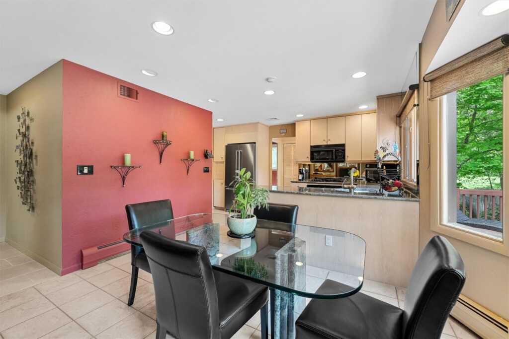 2 Settlers Court, New City, NY 10956 - Photo 16 of 48