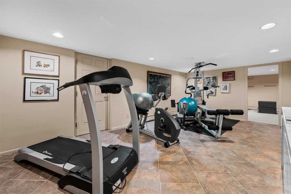 2 Settlers Court, New City, NY 10956 - Photo 38 of 48