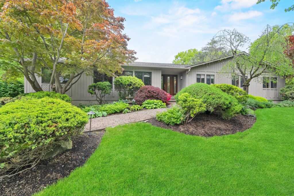2 Settlers Court, New City, NY 10956 - Photo 7 of 48