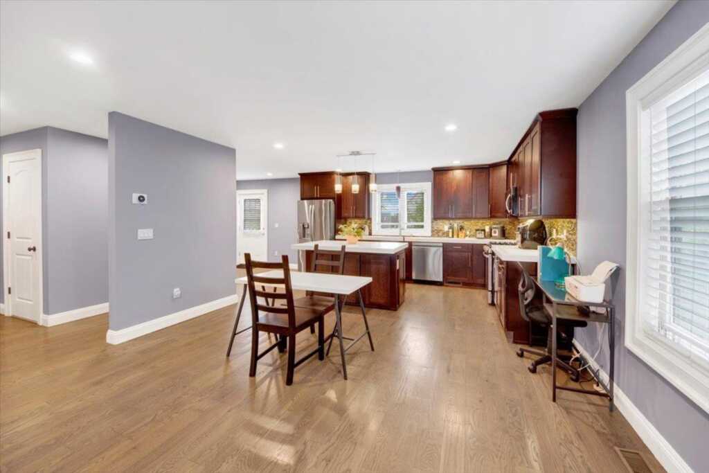 108 Hill Street, New Rochelle, NY 10801 - Photo 6 of 31