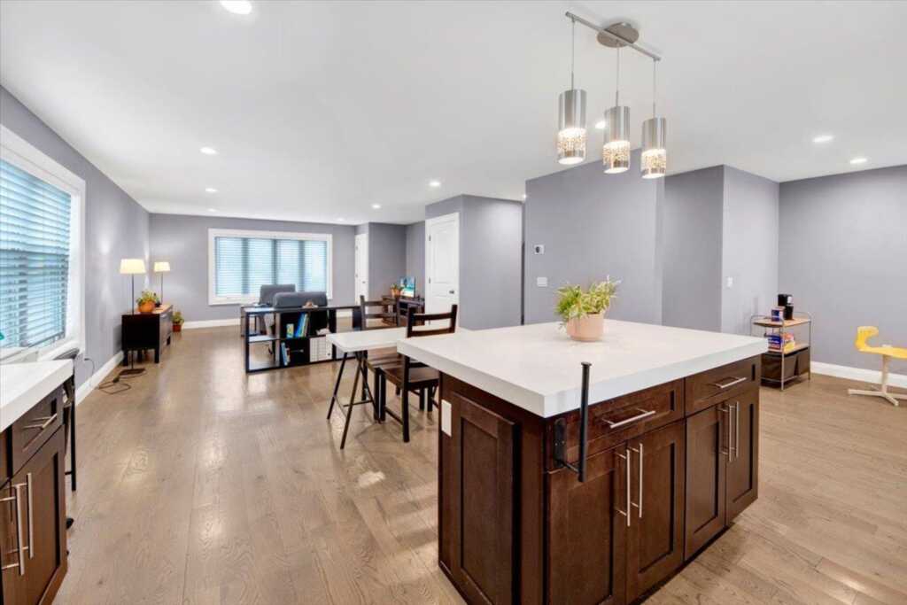 108 Hill Street, New Rochelle, NY 10801 - Photo 7 of 31