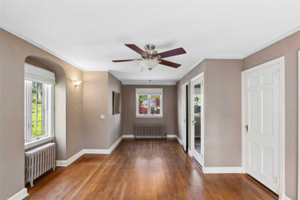 17 Wilmont Avenue, White Plains, NY 10605 - Photo 12 of 28