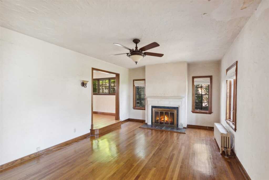 17 Wilmont Avenue, White Plains, NY 10605 - Photo 2 of 28