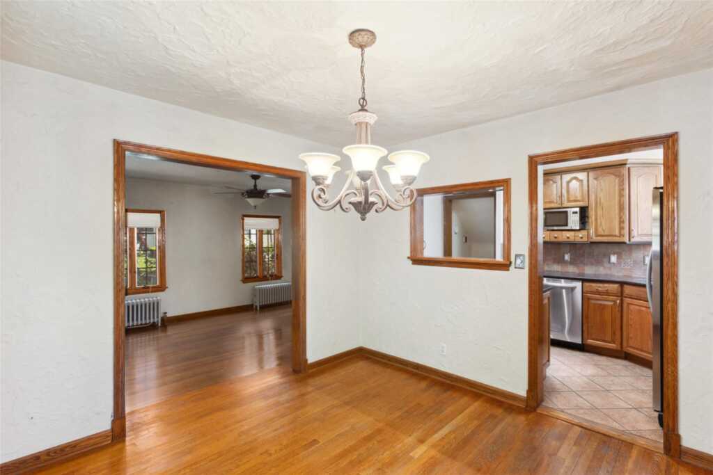 17 Wilmont Avenue, White Plains, NY 10605 - Photo 6 of 28