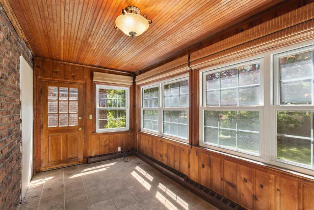 17 Wilmont Avenue, White Plains, NY 10605 - Photo 8 of 28