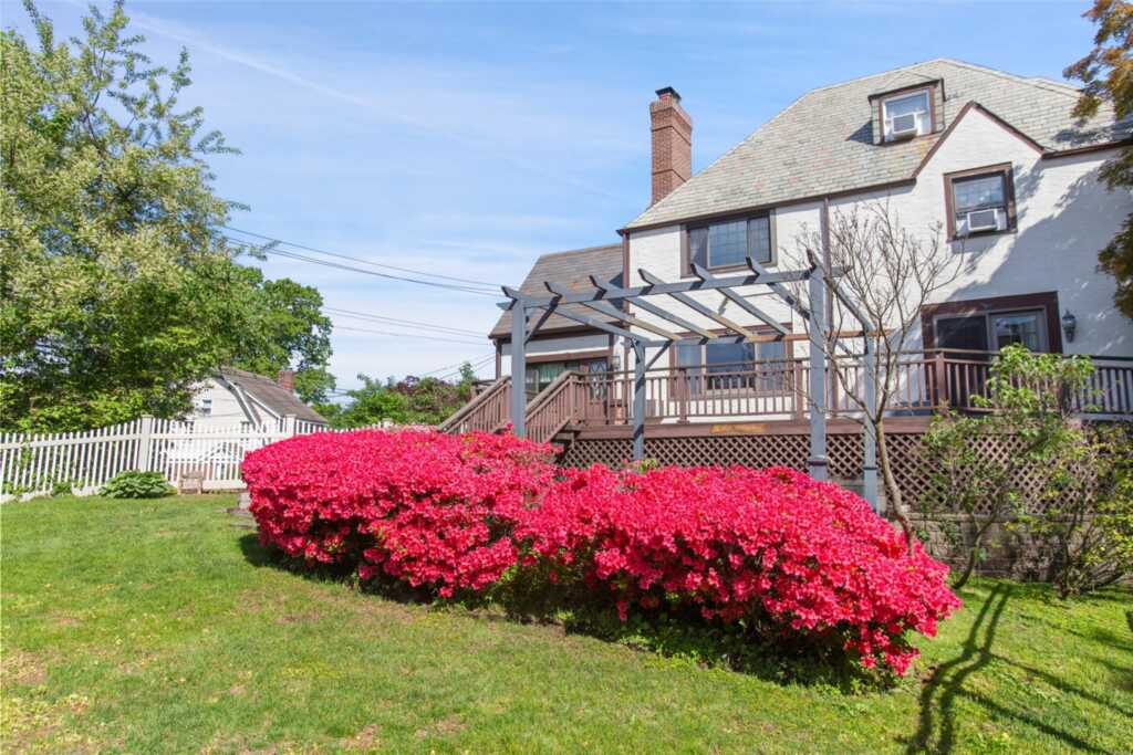 93 Petersville Road, New Rochelle, NY 10801 - Photo 30 of 34