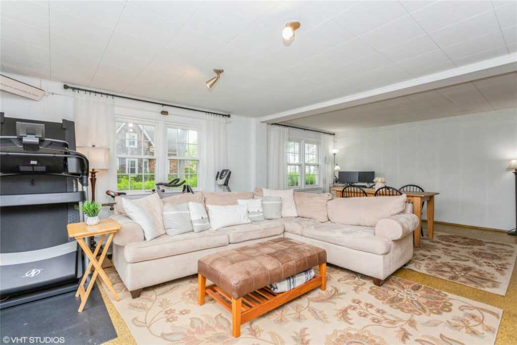 57 Seneca Avenue, White Plains, NY 10603 - Photo 15 of 38