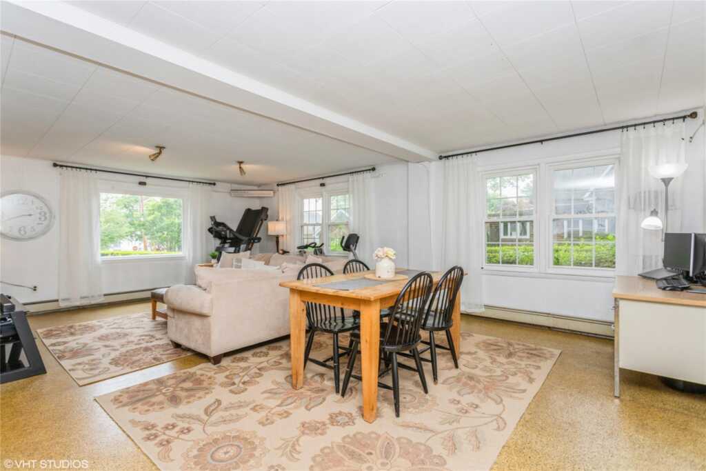 57 Seneca Avenue, White Plains, NY 10603 - Photo 16 of 38